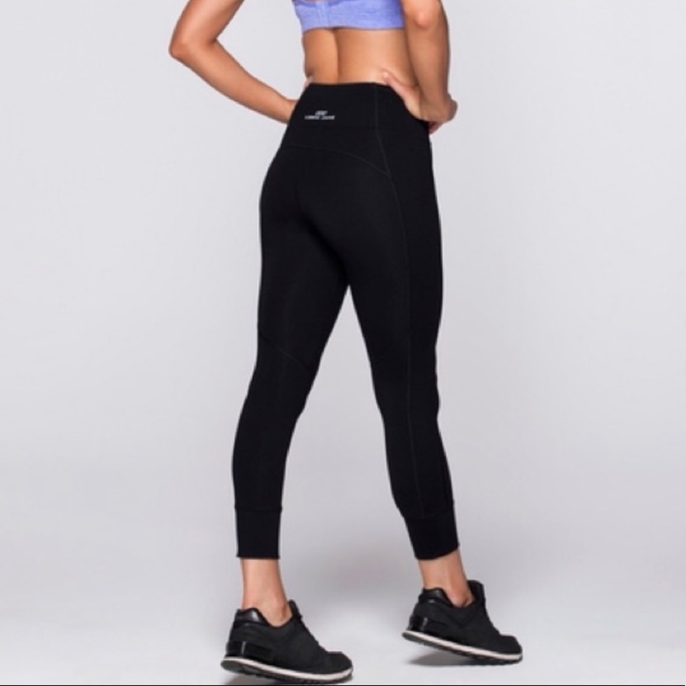 Lorna Jane Ultimate Ankle Biter Black Leggings